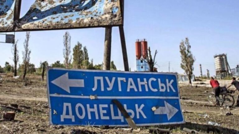 Центр протидії дезінформації фіксує поширення на території ОРДЛО дискредитаційних матеріалів щодо України